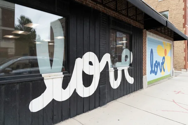 $830,000 | 1632 West Julian Street, Unit 1W, Chicago, IL 60622