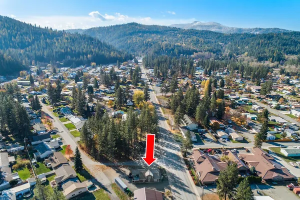 $579,000 | 207 South Division Street, Unit PINEHURST, Pinehurst, ID 83850