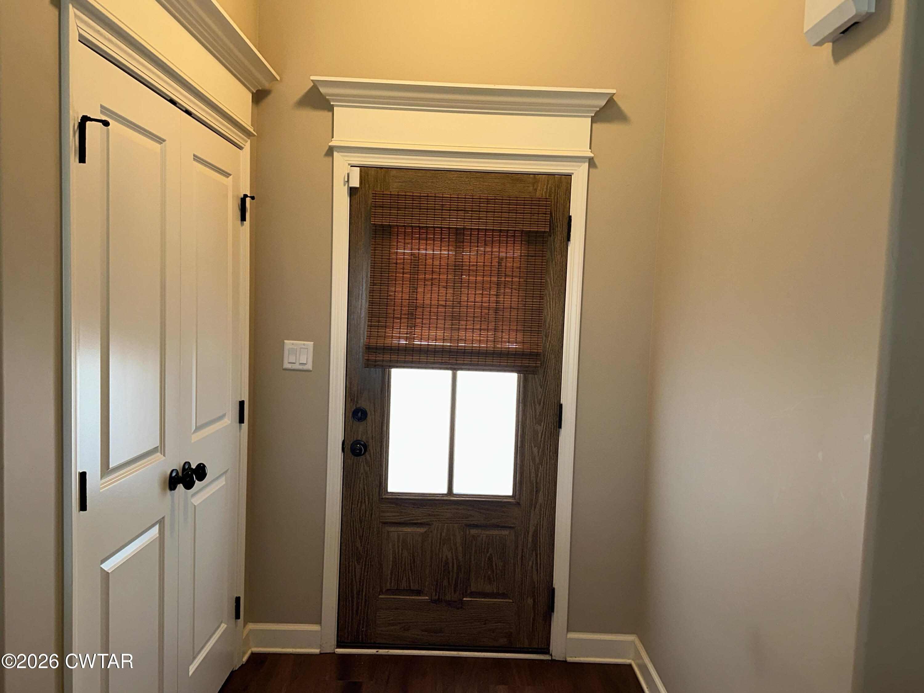 103 Gatewick Drive Jackson, TN 38305 - Photo 3 of 29 a view of front door