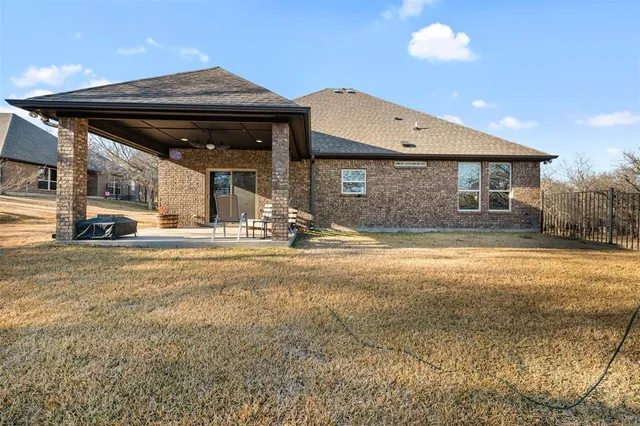 a view of a house with a outdoor space