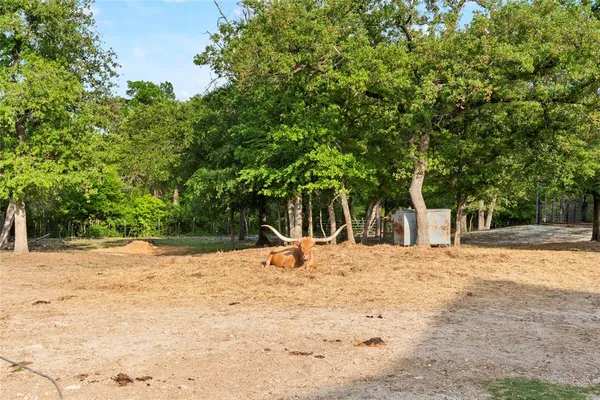 $1,900,000 | 7401 Hilltop Drive, Fort Worth, TX 76108