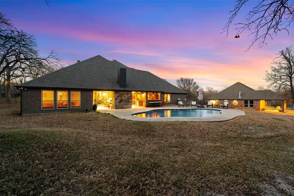 a view of outdoor space yard and patio