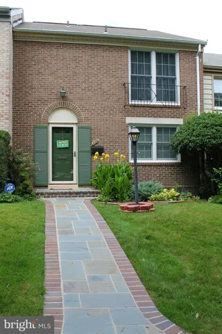 $655,900 | 9896 Cardinal Road, Fairfax, VA 22030