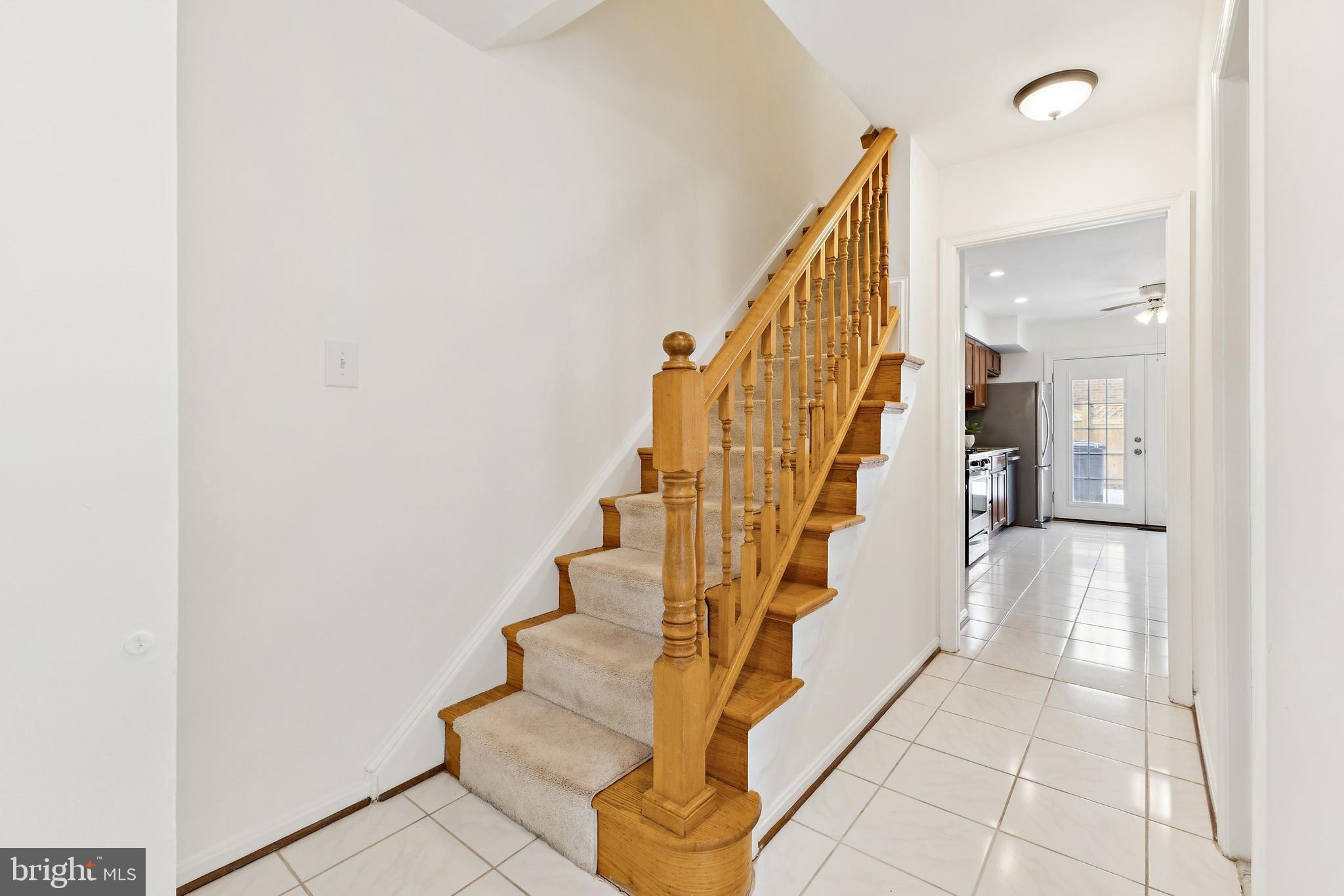 9896 Cardinal Road Fairfax, VA 22030 - Photo 2 of 44 a view of entryway and hall with a front door