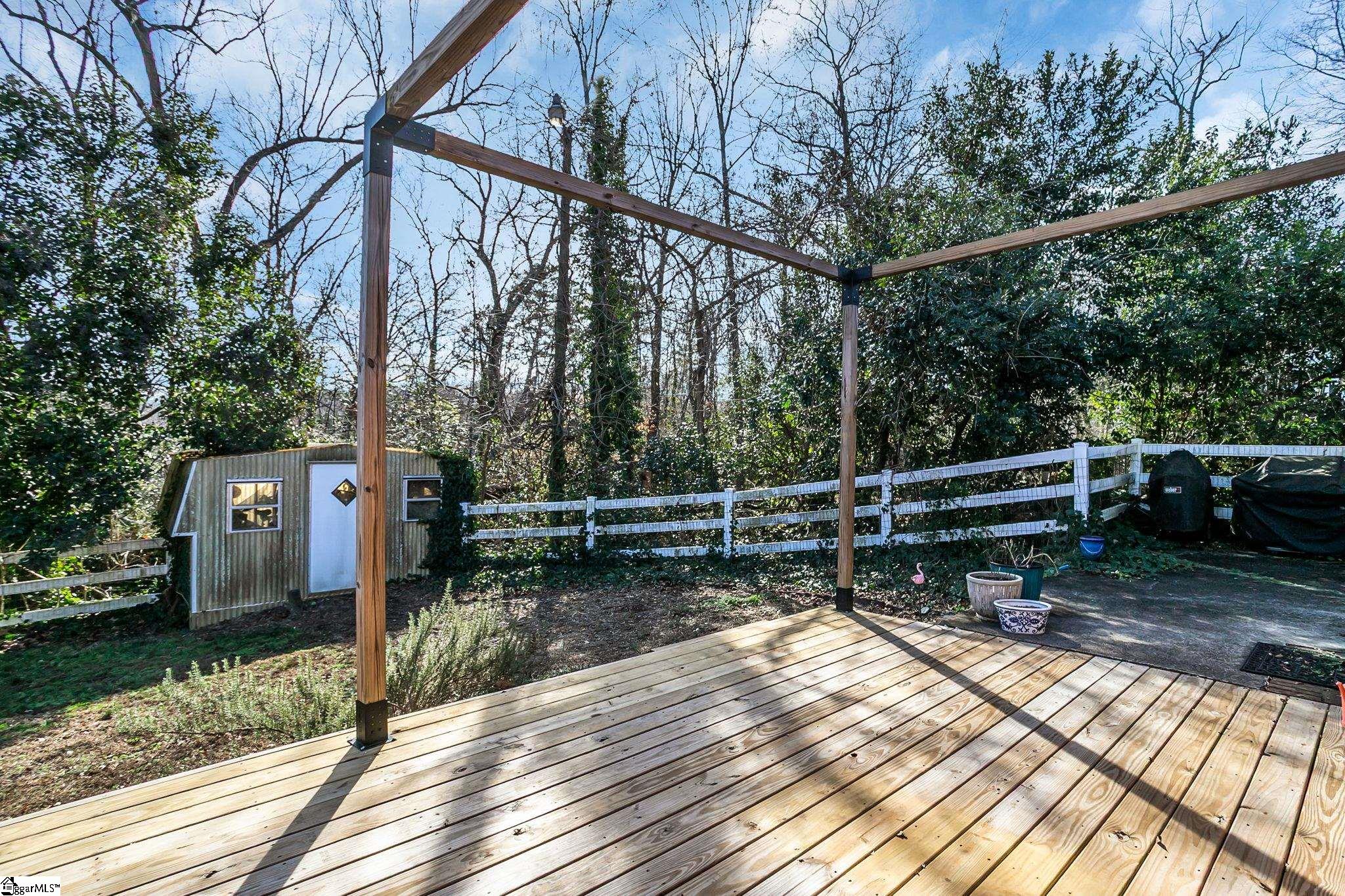 200 Lowndes Avenue Greenville, SC 29607 - Photo 15 of 31