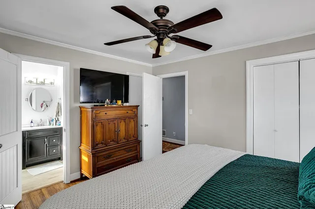 $450,000 | 200 Lowndes Avenue, Greenville, SC 29607