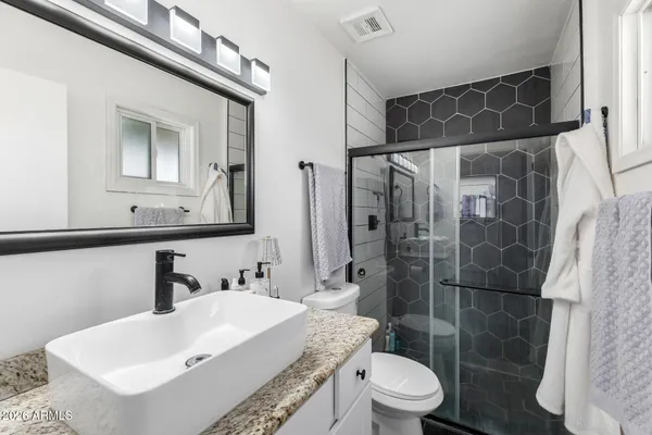 $399,900 | 2419 West Shaw Butte Drive, Phoenix, AZ 85029