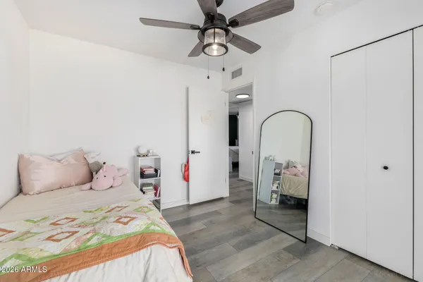 $399,900 | 2419 West Shaw Butte Drive, Phoenix, AZ 85029