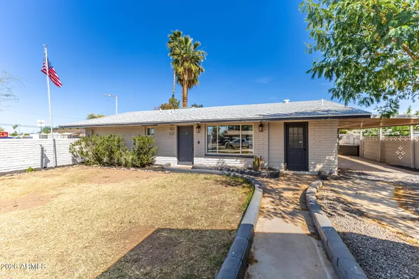 $399,900 | 2419 West Shaw Butte Drive, Phoenix, AZ 85029