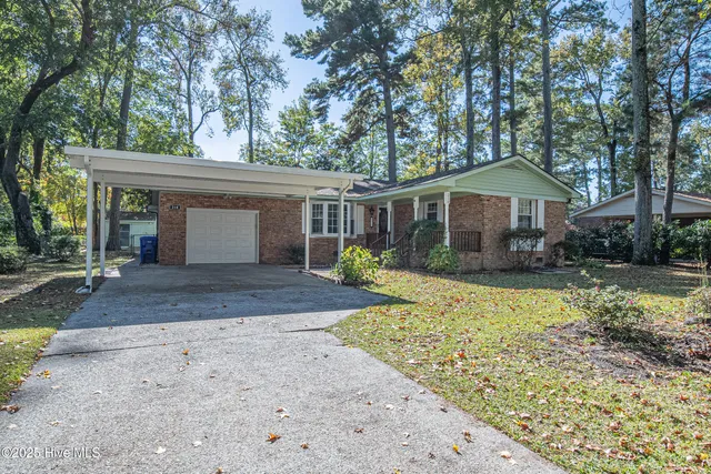 $281,500 | 210 Westhaven Road, Greenville, NC 27834