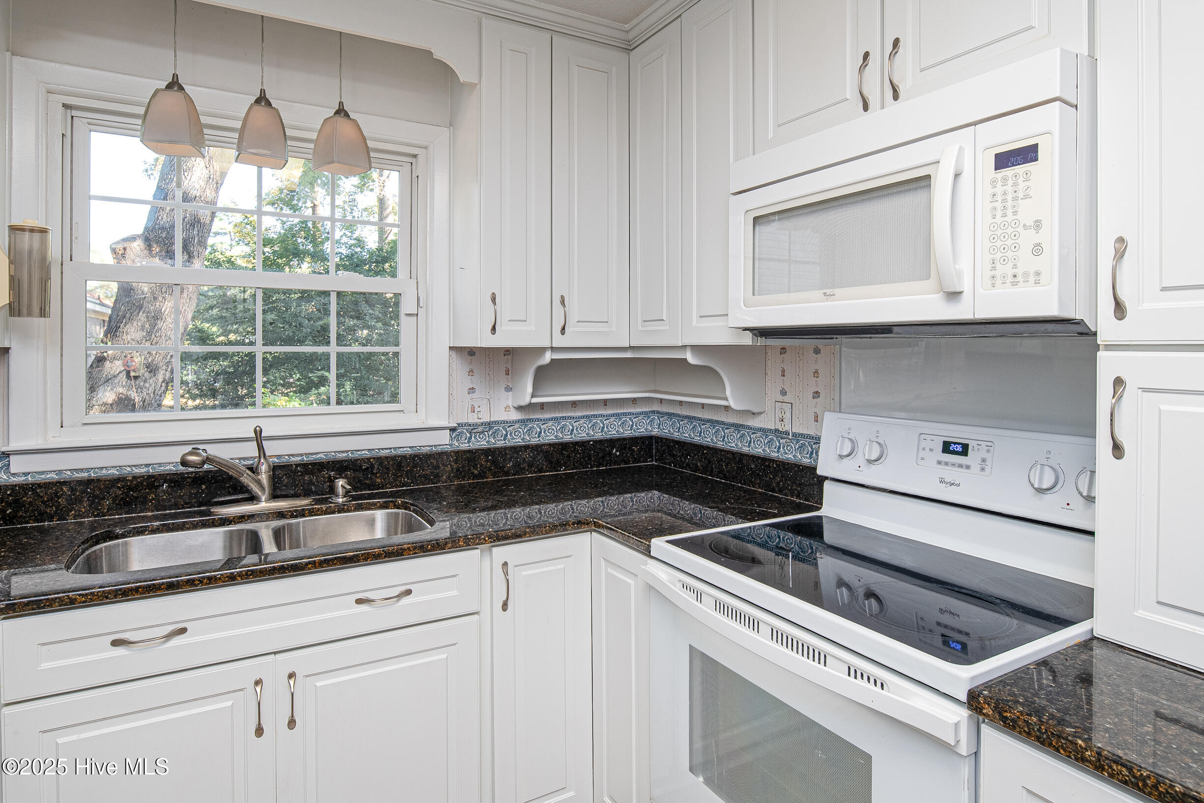 210 Westhaven Road Greenville, NC 27834 - Photo 28 of 43 32