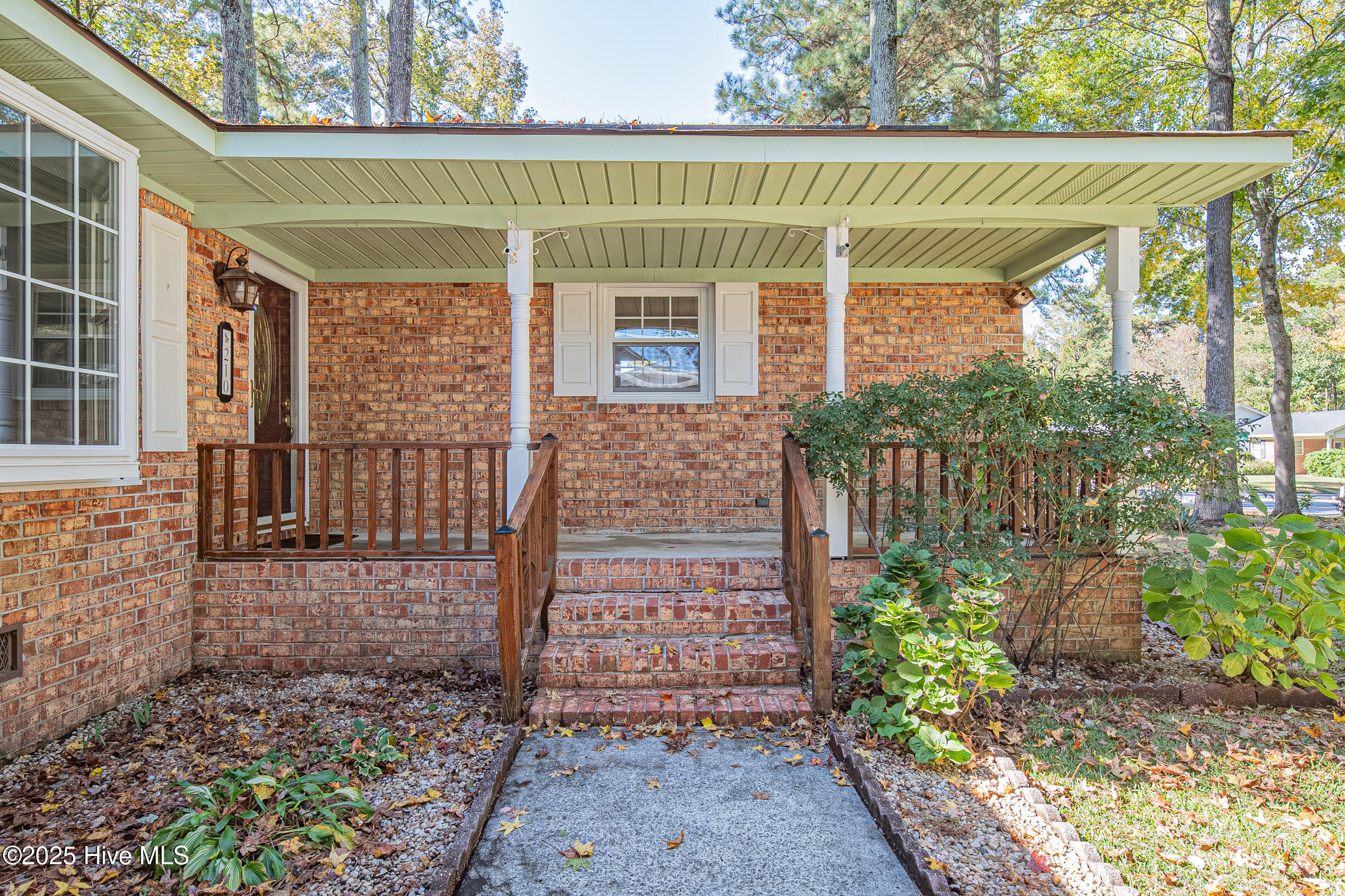 210 Westhaven Road Greenville, NC 27834 - Photo 7 of 43 5