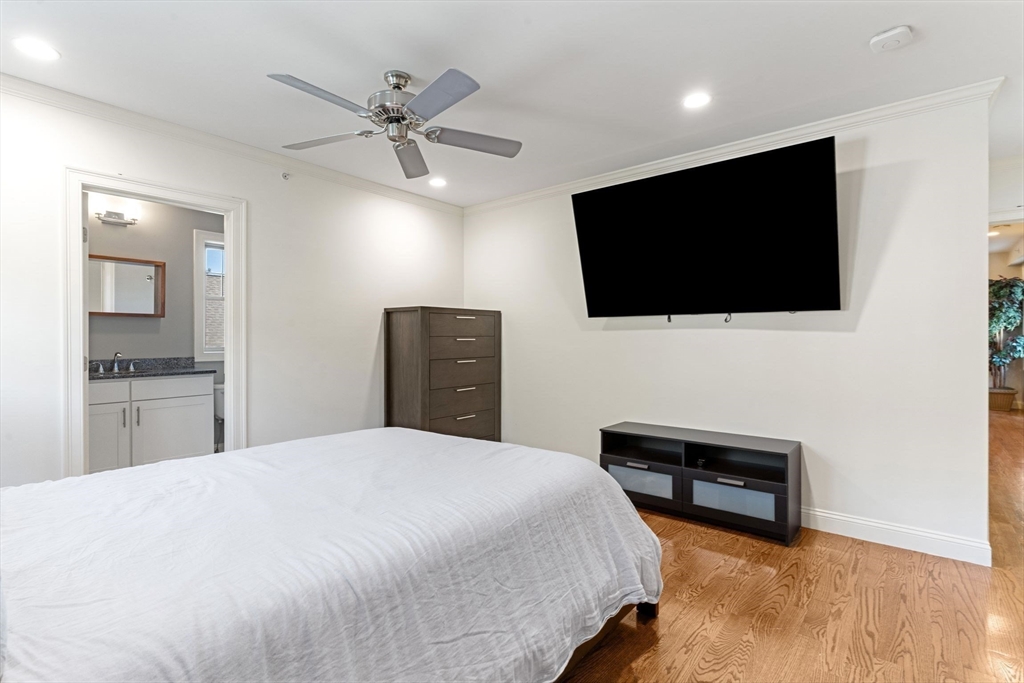 22 Hawthorne Street, Unit 2 Boston, MA 02119 - Photo 19 of 34