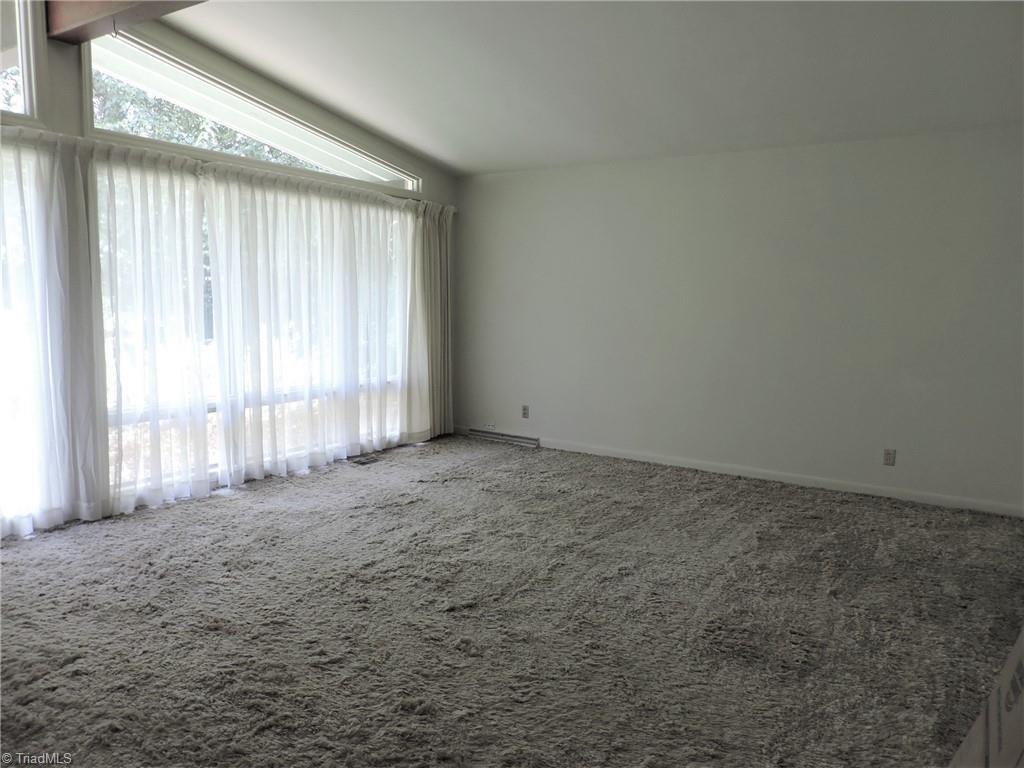609 Overbrook Drive High Point, NC 27262 - Photo 12 of 24 Gallery Image 12