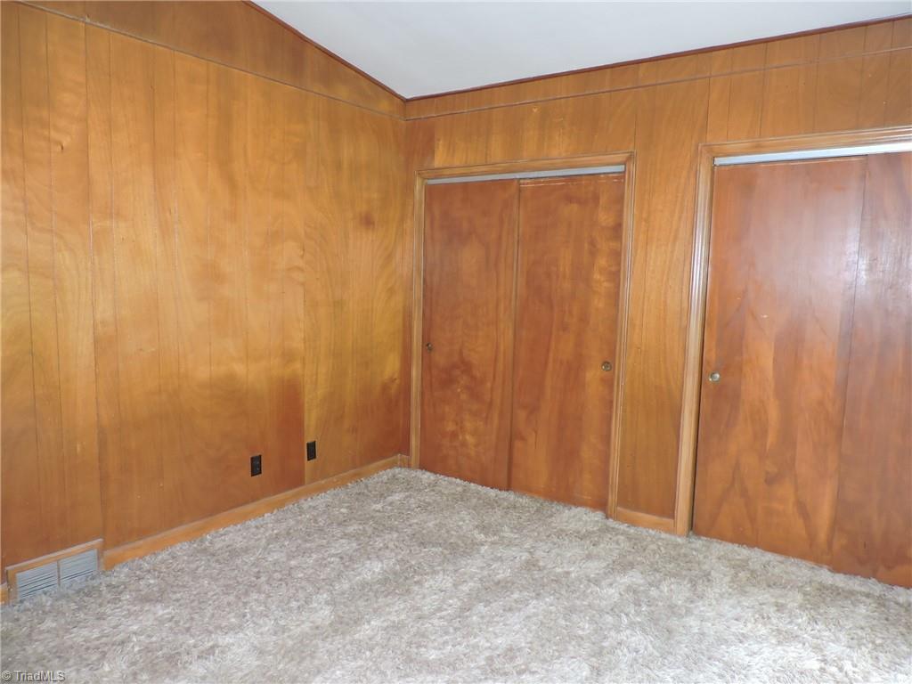 609 Overbrook Drive High Point, NC 27262 - Photo 17 of 24 Gallery Image 17
