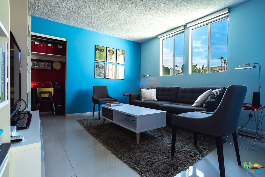 1811 Sandcliff Road Palm Springs, CA 92264 - Photo 21 of 44 Convertible third bedroom or den.