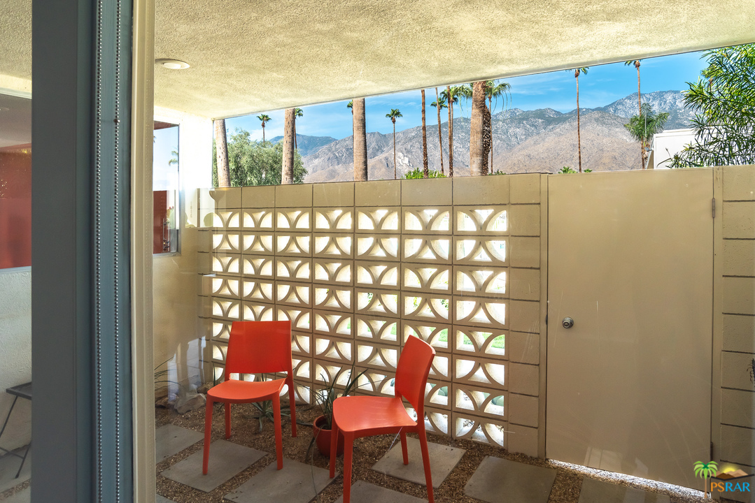 1811 Sandcliff Road Palm Springs, CA 92264 - Photo 34 of 44 Enclosed patio with screen block and vi