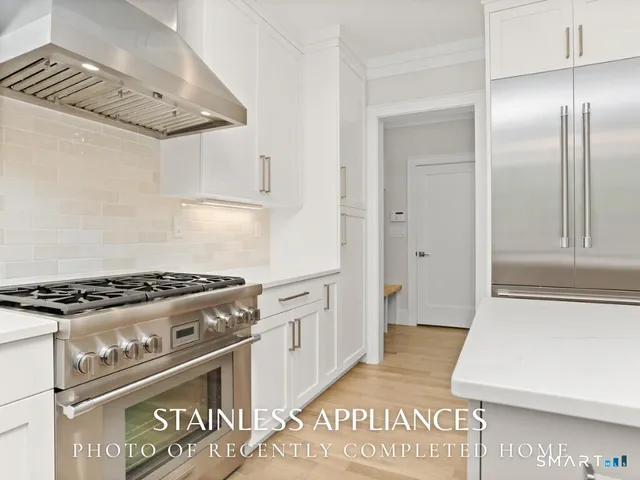 $1,695,000 | 1025 Field Drive, Orange, CT 06477