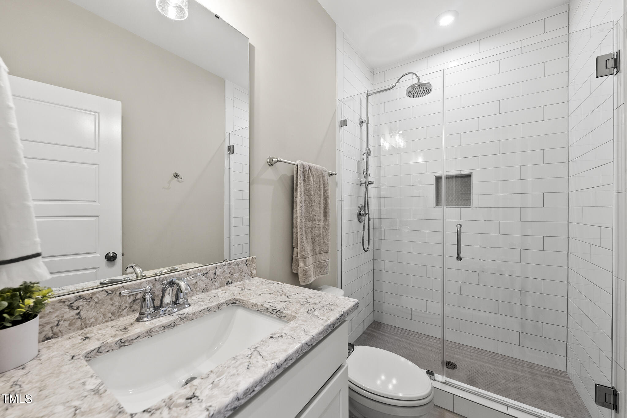 5108 Crescent Square Street Raleigh, NC 27616 - Photo 10 of 27 DSC03798