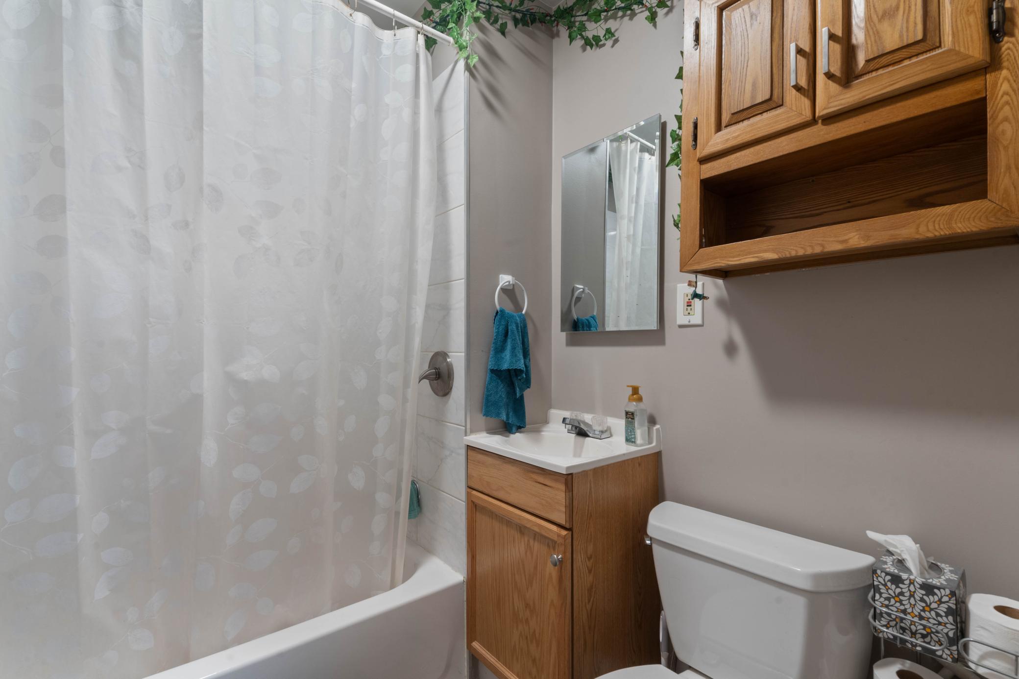 2424 West 2nd Street Duluth, MN 55806 - Photo 15 of 20