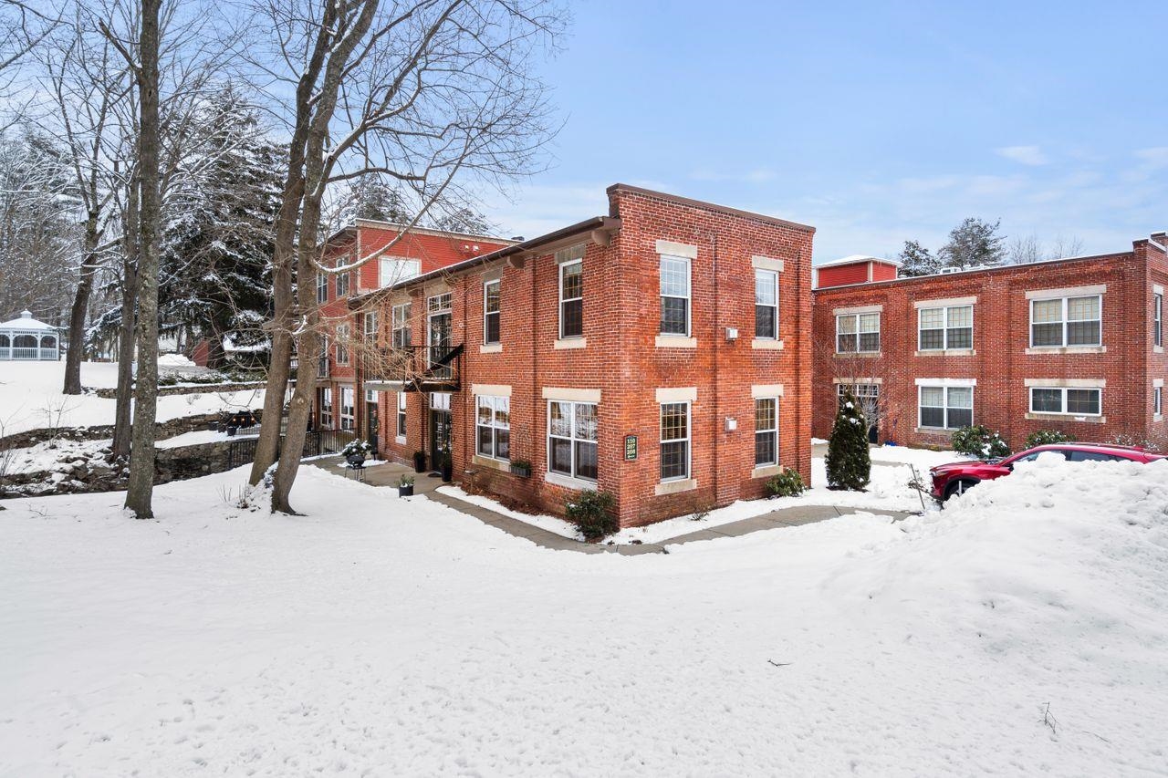 7 Chester Road, Unit 207 Derry, NH 03038 - Photo 26 of 34 Gallery Image 26