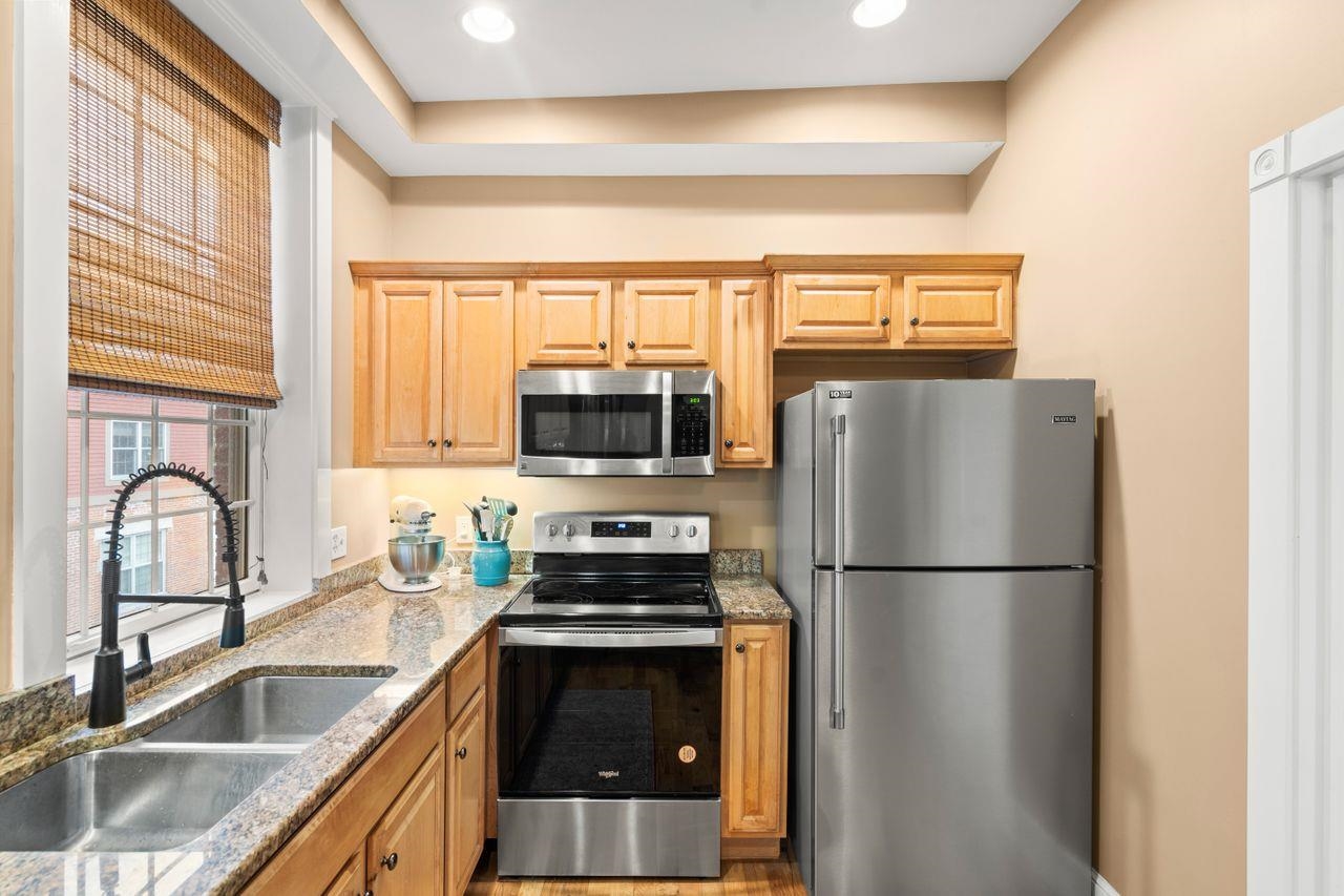 7 Chester Road, Unit 207 Derry, NH 03038 - Photo 33 of 34 Gallery Image 33