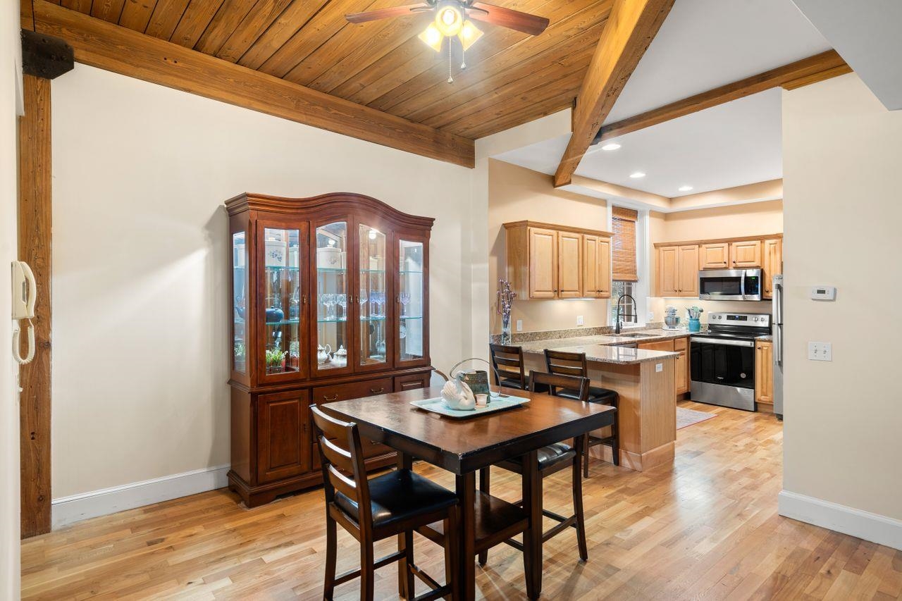 7 Chester Road, Unit 207 Derry, NH 03038 - Photo 5 of 34 Gallery Image 5