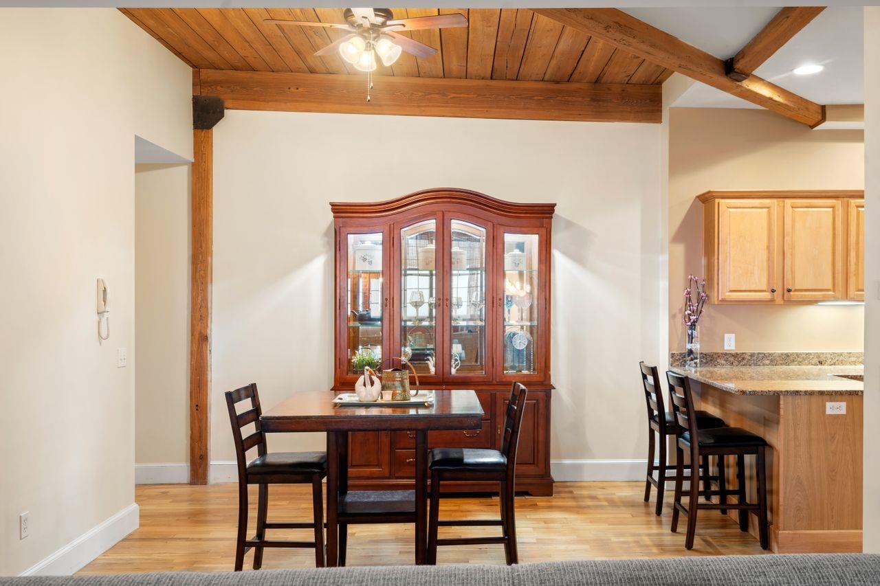 7 Chester Road, Unit 207 Derry, NH 03038 - Photo 6 of 34 Gallery Image 6