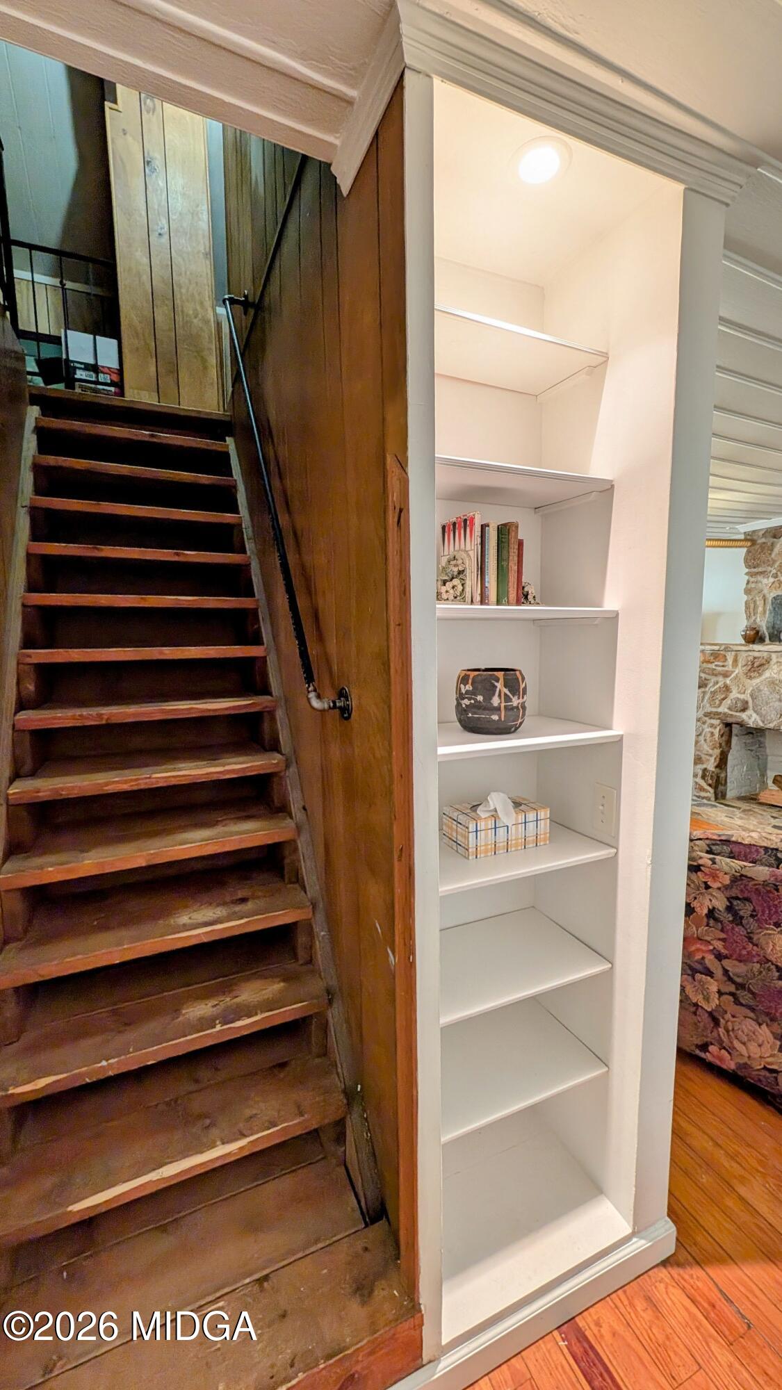 1068 Lamar Road Macon, GA 31210 - Photo 17 of 39 a view of entryway