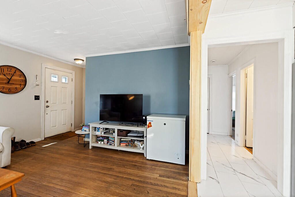 189 Cony Street Augusta, ME 04330 - Photo 13 of 44 43_BP5A6132_DxO_mls