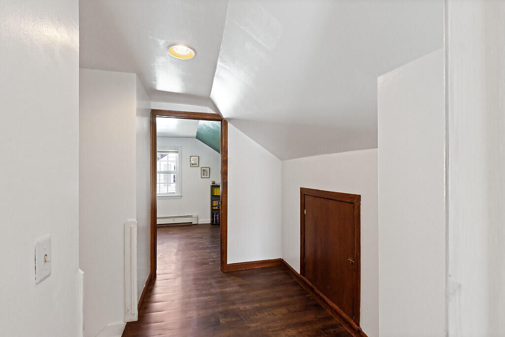 189 Cony Street Augusta, ME 04330 - Photo 20 of 44 52_BP5A6105_DxO_mls