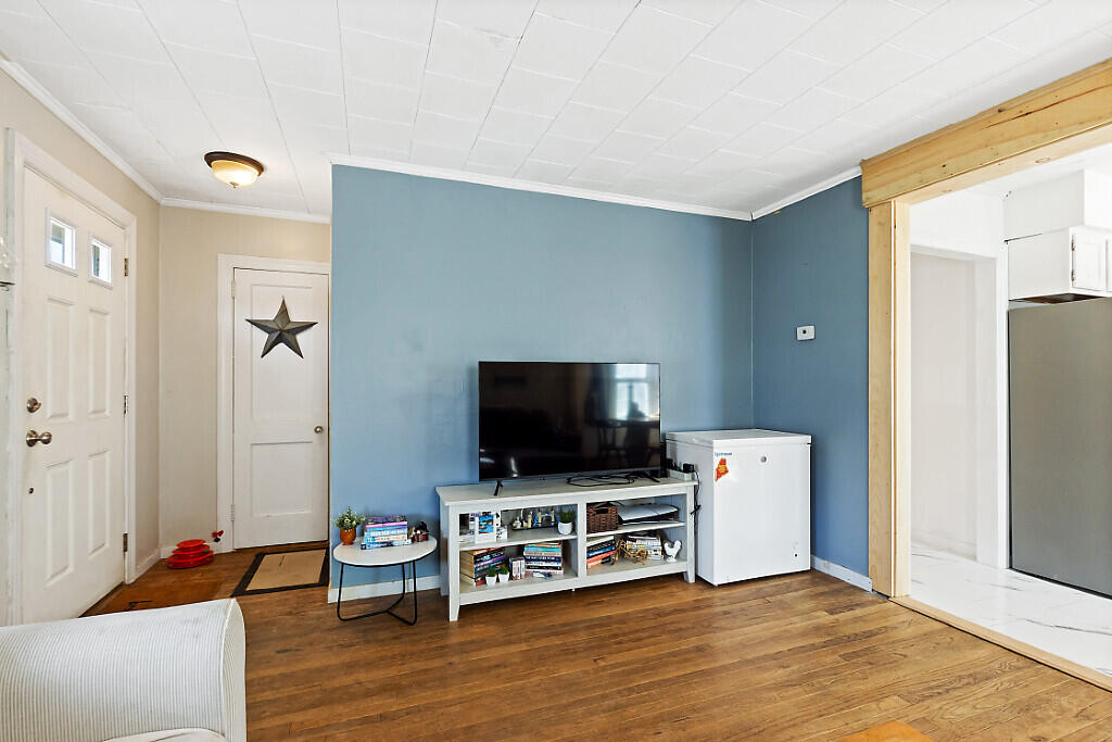 189 Cony Street Augusta, ME 04330 - Photo 9 of 44 40_BP5A6141_DxO_mls