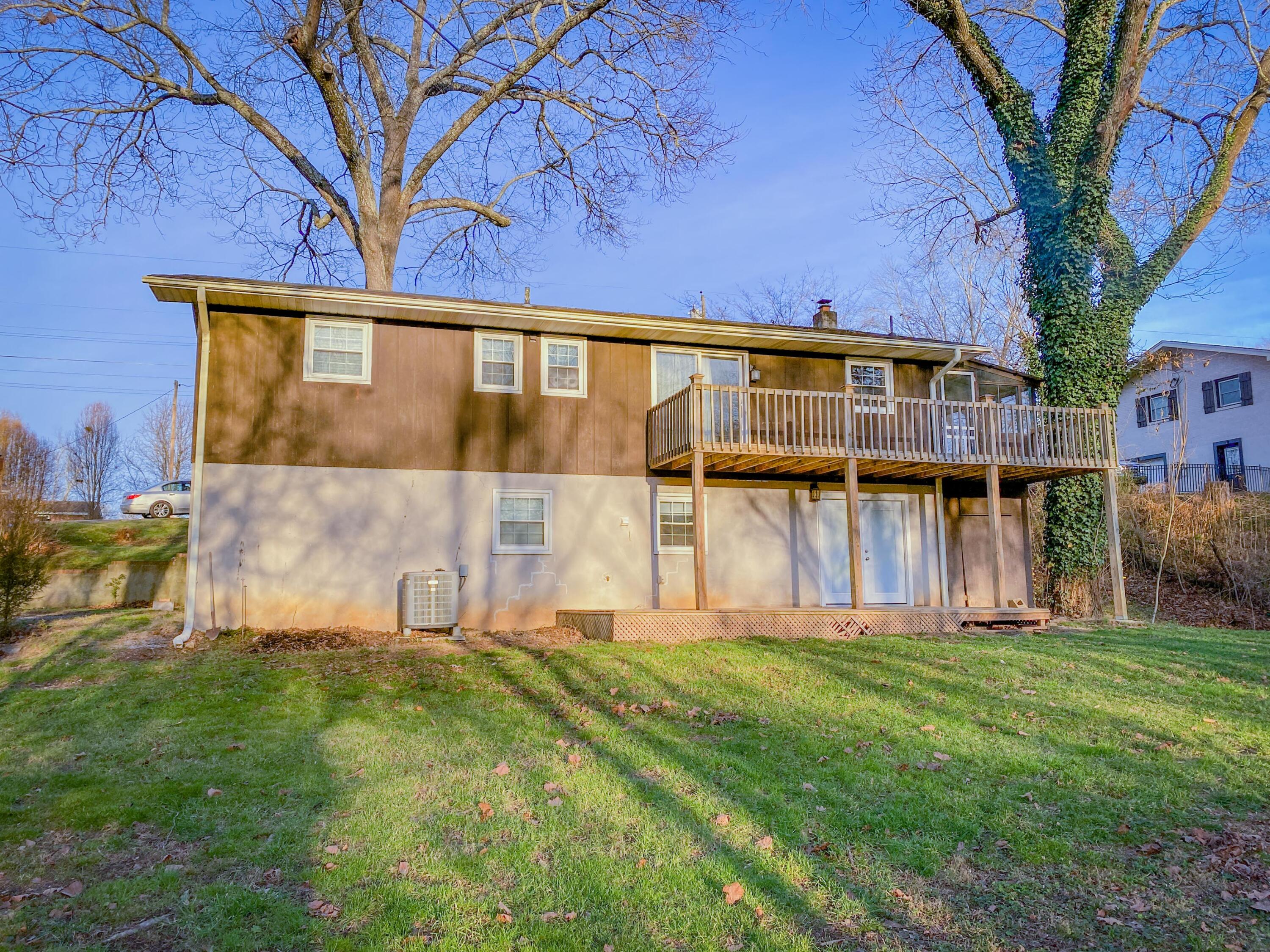 113 Longwood Road Bristol, TN 37620 - Photo 34 of 35 IMG_6059