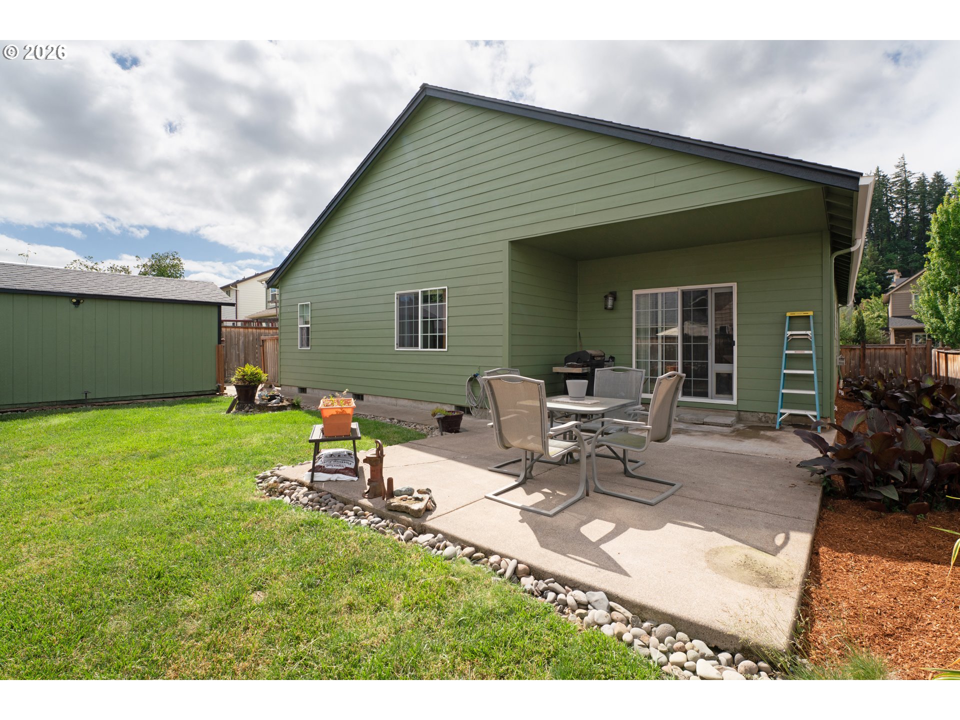 3392 Falcon Drive Springfield, OR 97477 - Photo 33 of 46