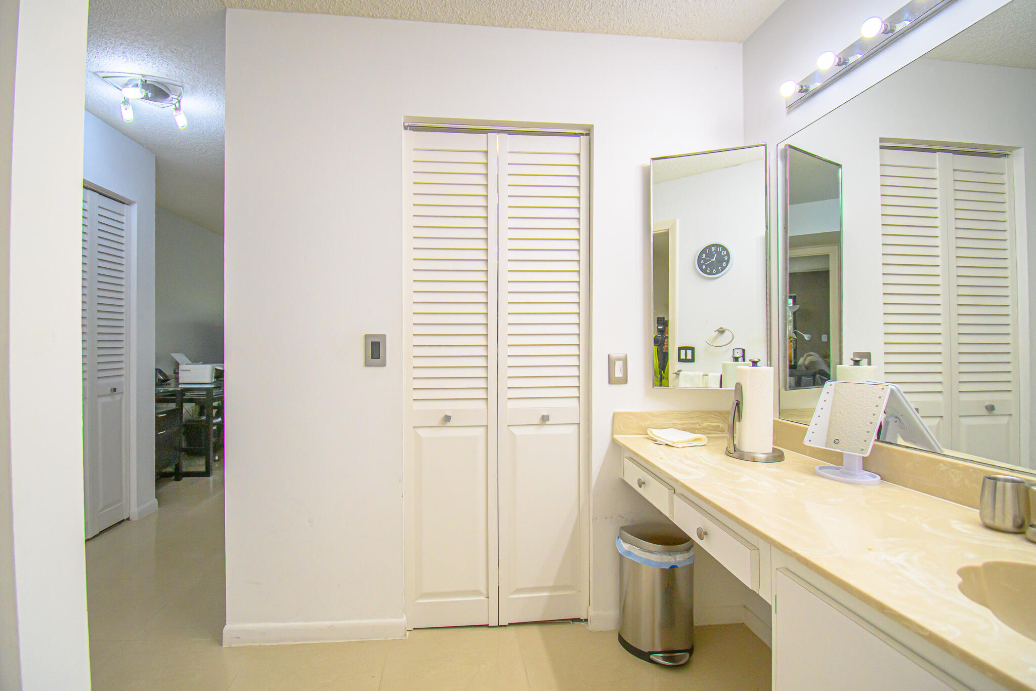 8334 Cypress Lane, Unit 1A Boca Raton, FL 33433 - Photo 18 of 42 DSC_5745