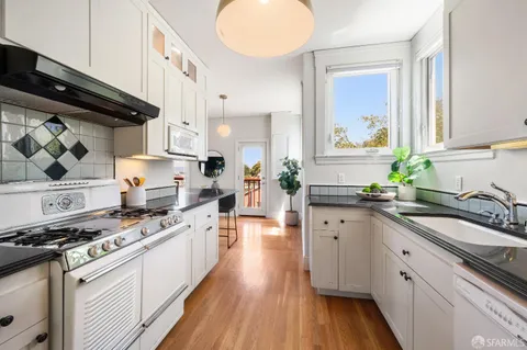 $1,795,000 | 3225-3227 Market Street, San Francisco, CA 94114
