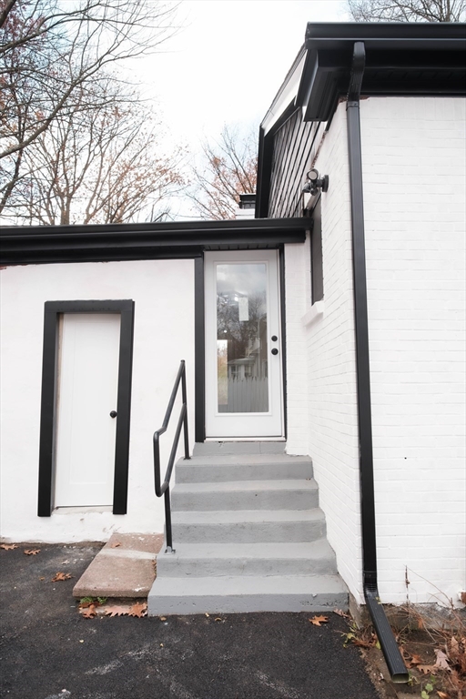181 Freeman Terrace Springfield, MA 01104 - Photo 12 of 37 a view of entryway with a front door