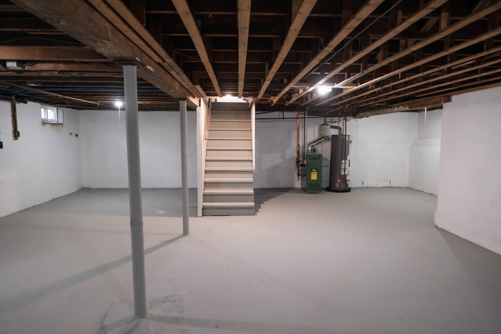 181 Freeman Terrace Springfield, MA 01104 - Photo 35 of 37 a view of empty room