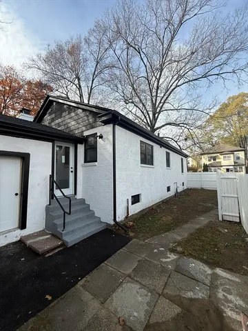 $339,500 | 181 Freeman Terrace, Springfield, MA 01104