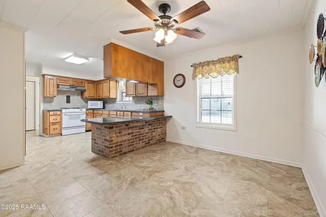 $171,000 | 215 Celeste Street, Abbeville, LA 70510