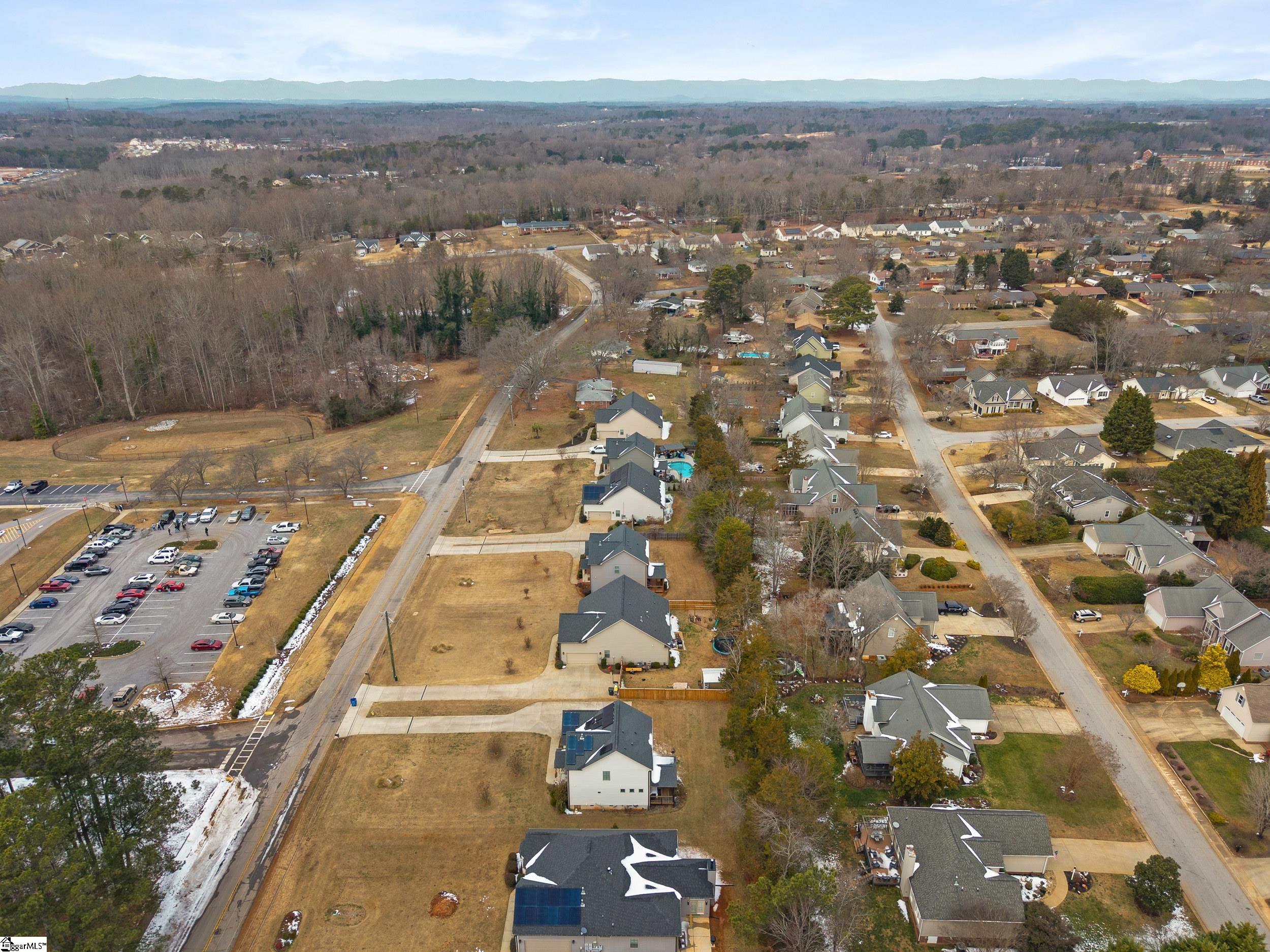133 Scalybark Road Greenville, SC 29617 - Photo 38 of 40