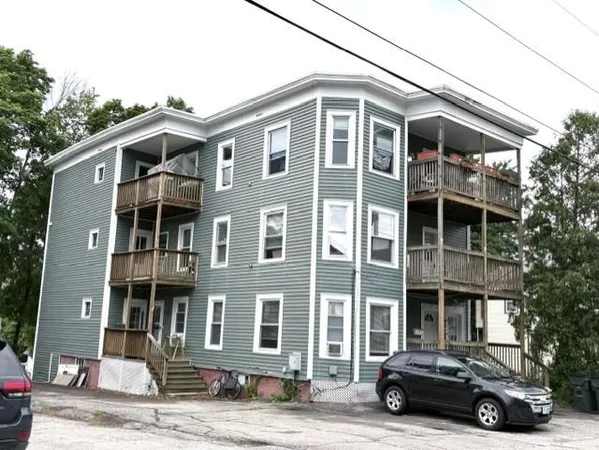 $750,000 | 421 Laurel Street, Manchester, NH 03103