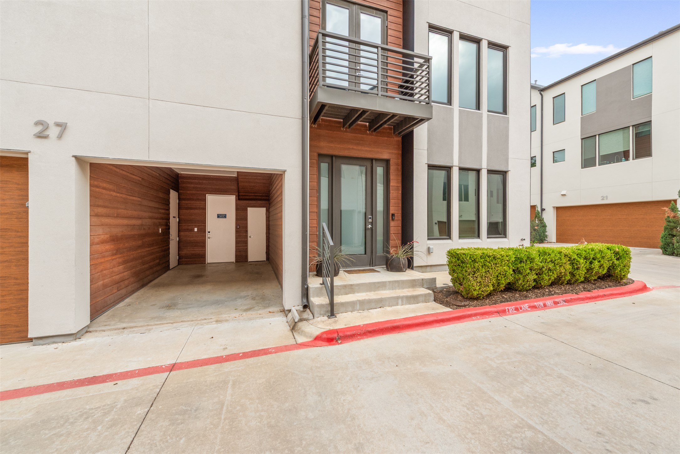The LAAN townhomes are the best kept secret along South Lamar.