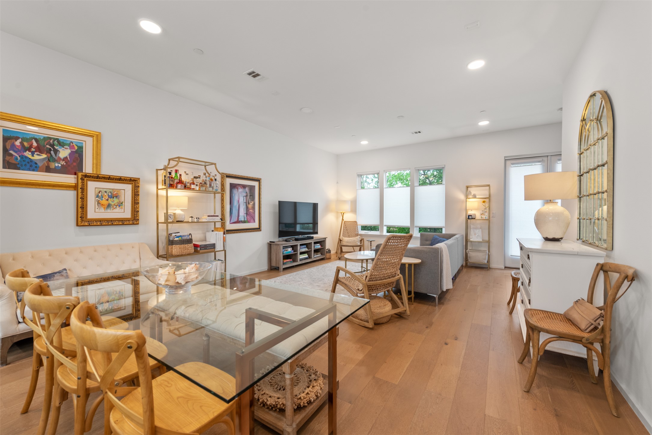 3100 Menchaca Road, Unit 27 Austin, TX 78704 - Photo 3 of 30 Open layout lets you design the lifestyle. Many furnishings available with this original owner unit.