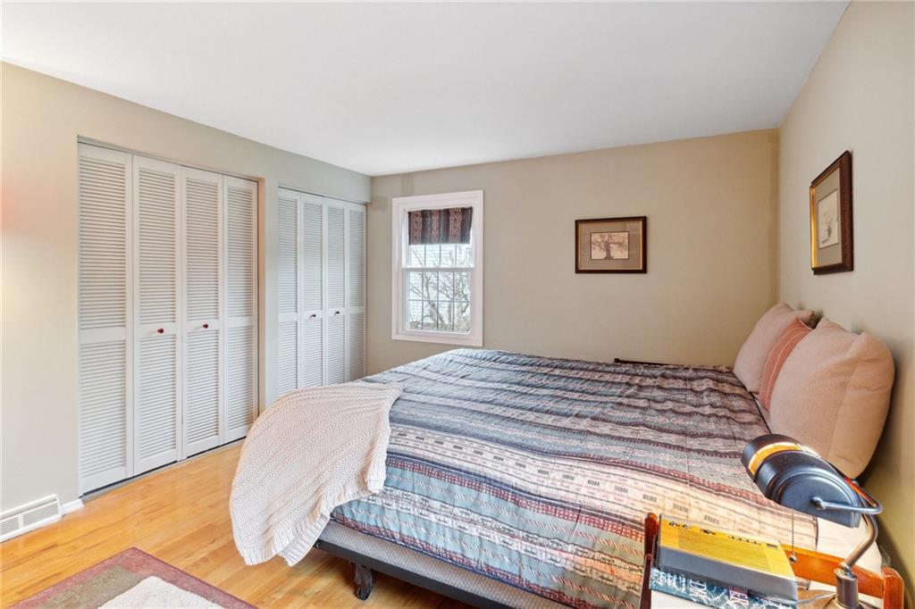 121 Wyngate Road Coraopolis, PA 15108 - Photo 18 of 27 Gallery Image 18