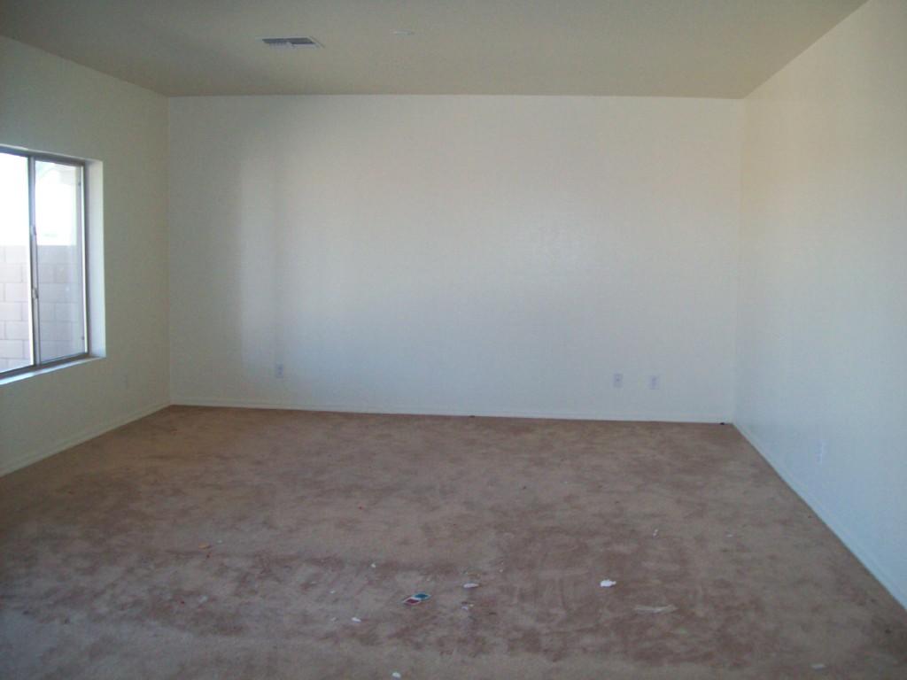42962 West Magnolia Road Maricopa, AZ 85138 - Photo 3 of 5 familyroom