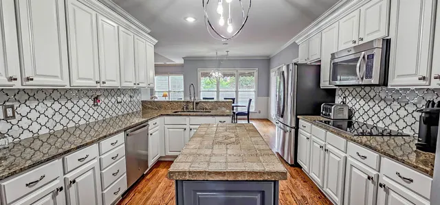 $615,000 | 1941 Lonhill Drive, Collierville, TN 38017