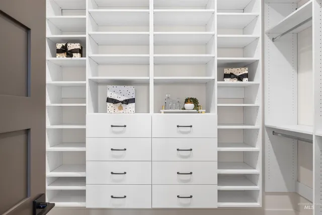 $1,330,000 | 25425 Bur Oak Place, Caldwell, ID 83607