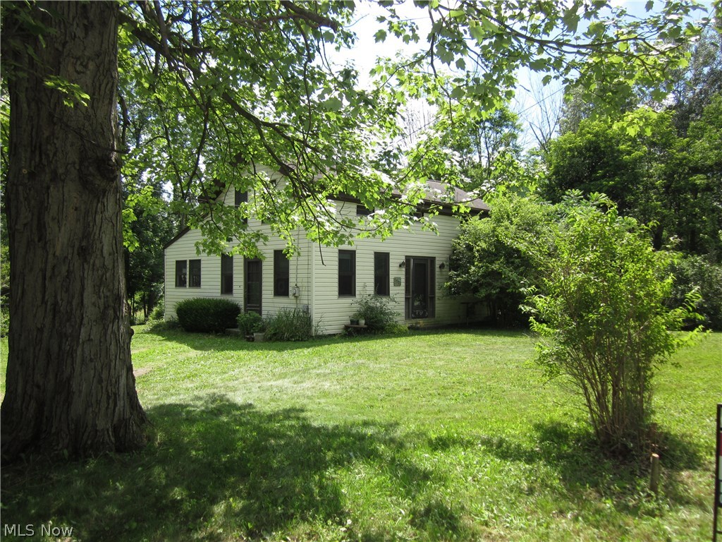 5522 Waterloo Road Atwater, OH 44201 - Photo 3 of 22