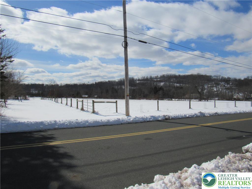 17 Wilt Road Bechtelsville, PA 19505 - Photo 5 of 38